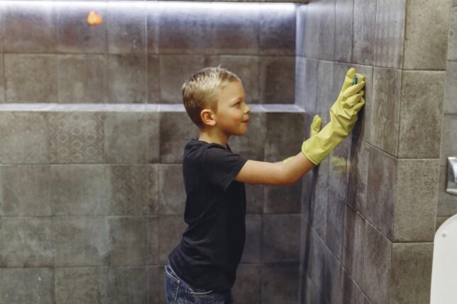 kids can perform simple jobs around the house that are not their usual chores to earn some cash